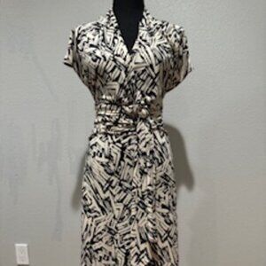 BCBG WOMEN'S PRINTED WRAP DRESS